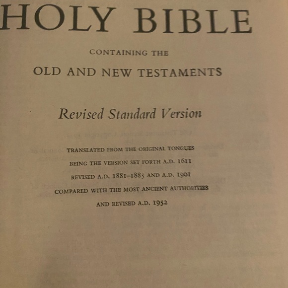 Holy Bible 1952 revised king james - Picture 9 of 12